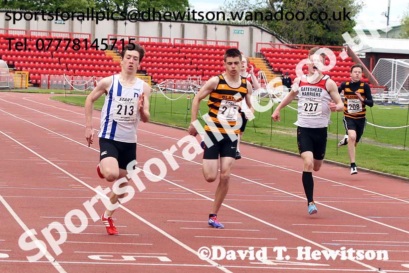 Boys under-15s, North East Track and Field Champs., Gateshead. Photo: David T. Hewitson/Sports for All Pics
